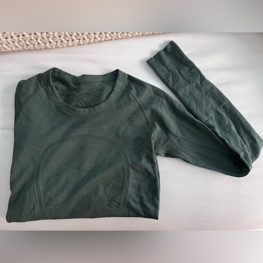 Swiftly Tech Long-Sleeve Shirt